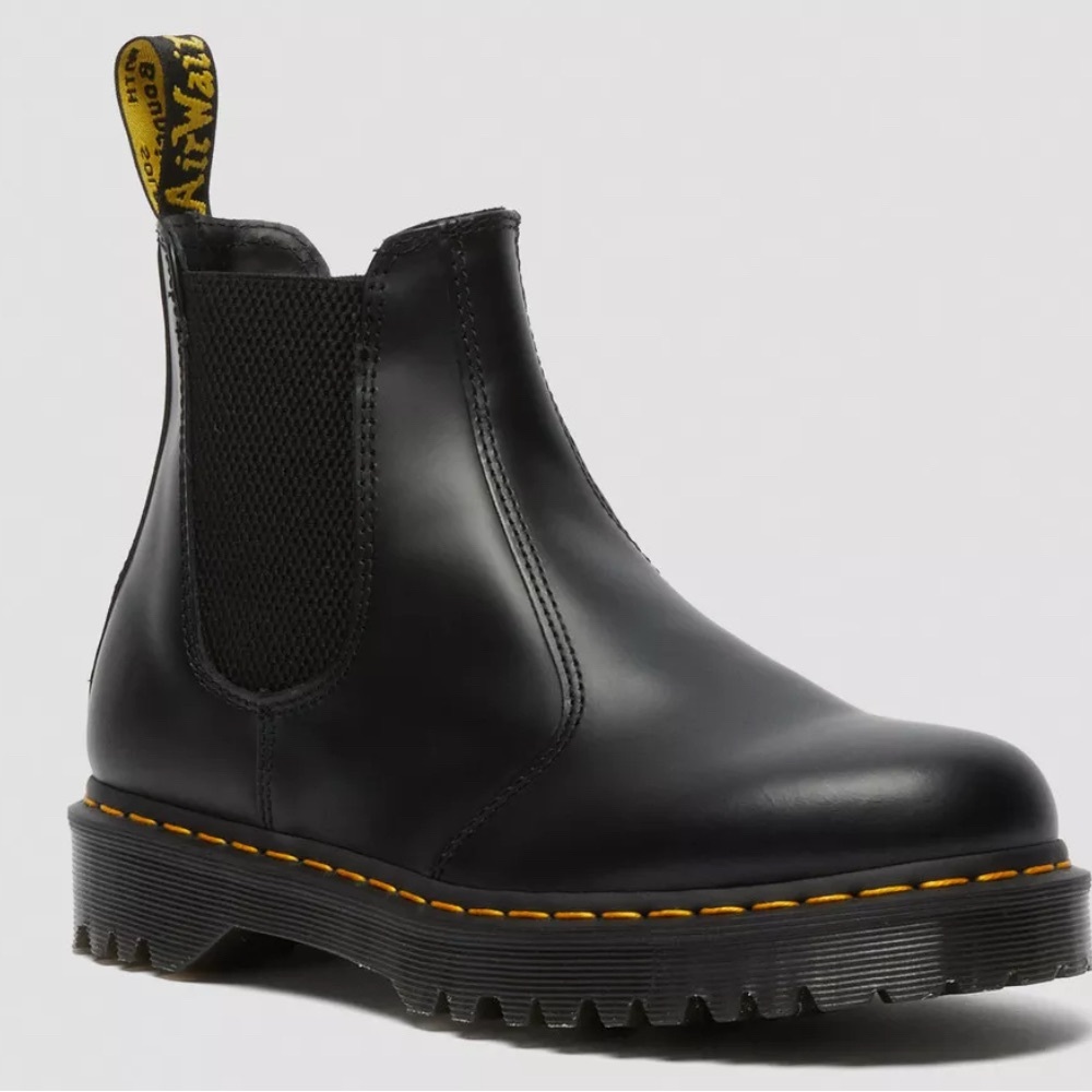 Dr. Martens Smooth Black Chelsea Boots